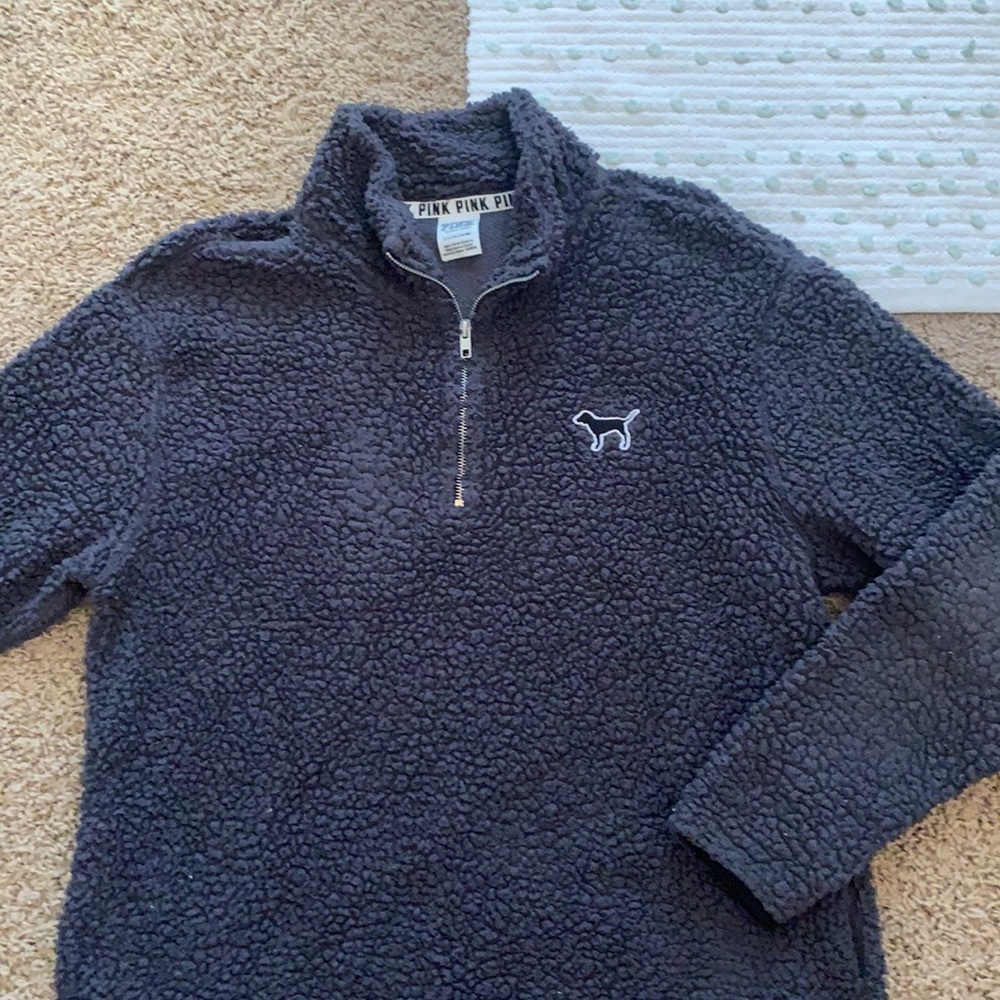 vs pink sherpa